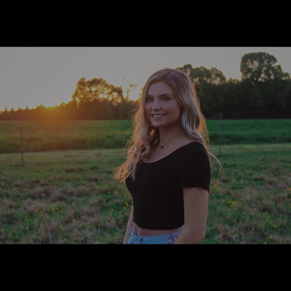 Meet your Posher, Reagan - Picture 1 of 1